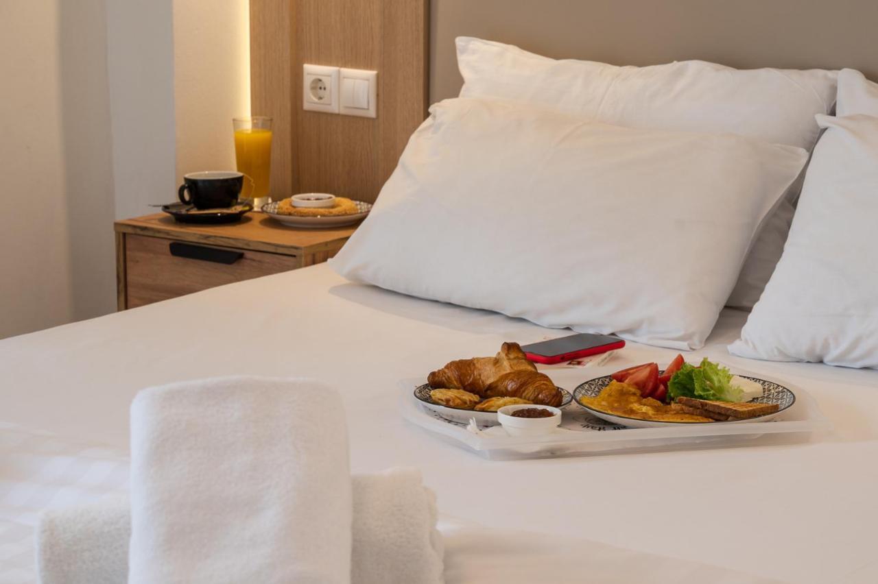 אתונה Hotel_Tier מראה חיצוני תמונה