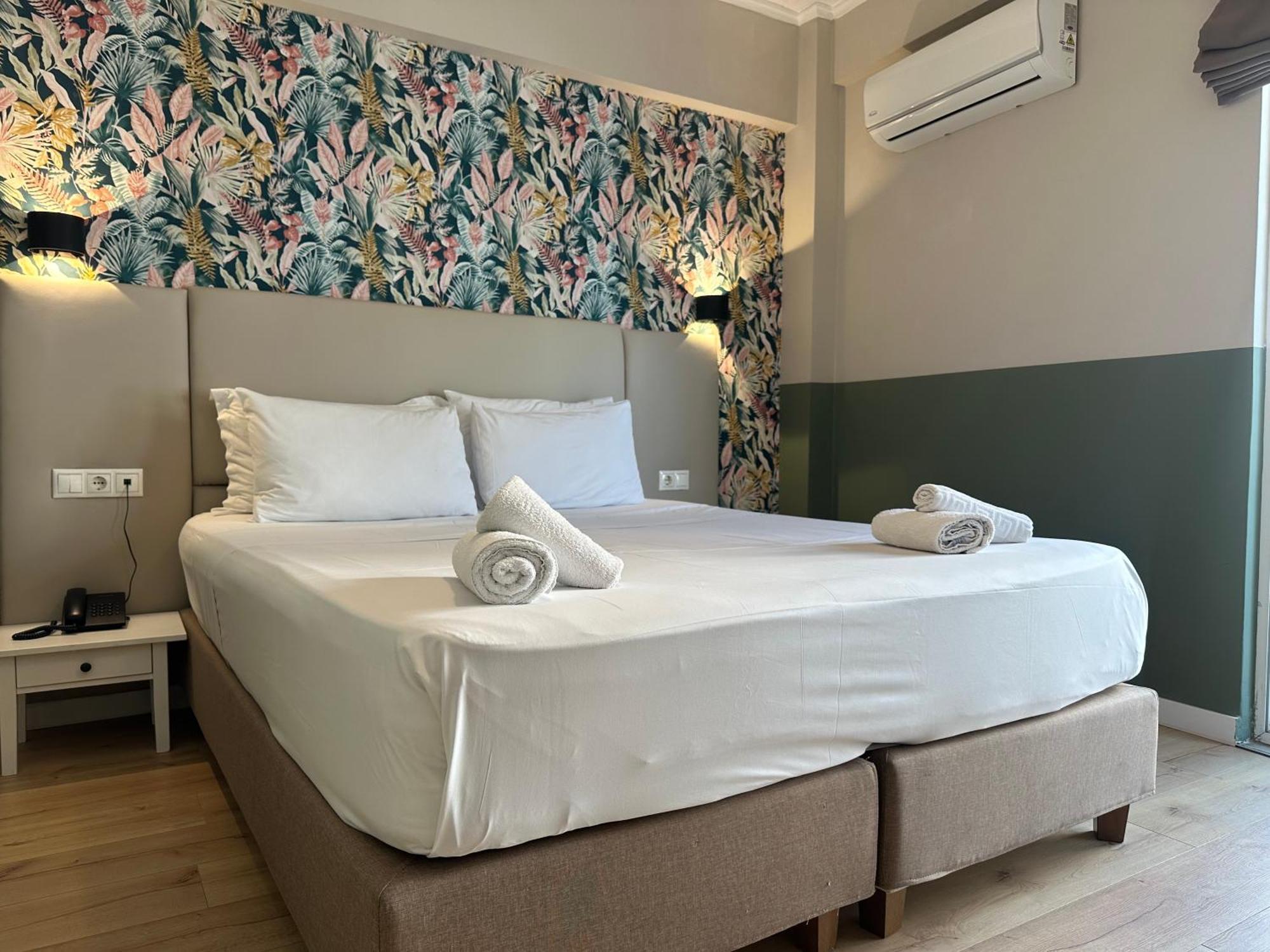אתונה Hotel_Tier מראה חיצוני תמונה
