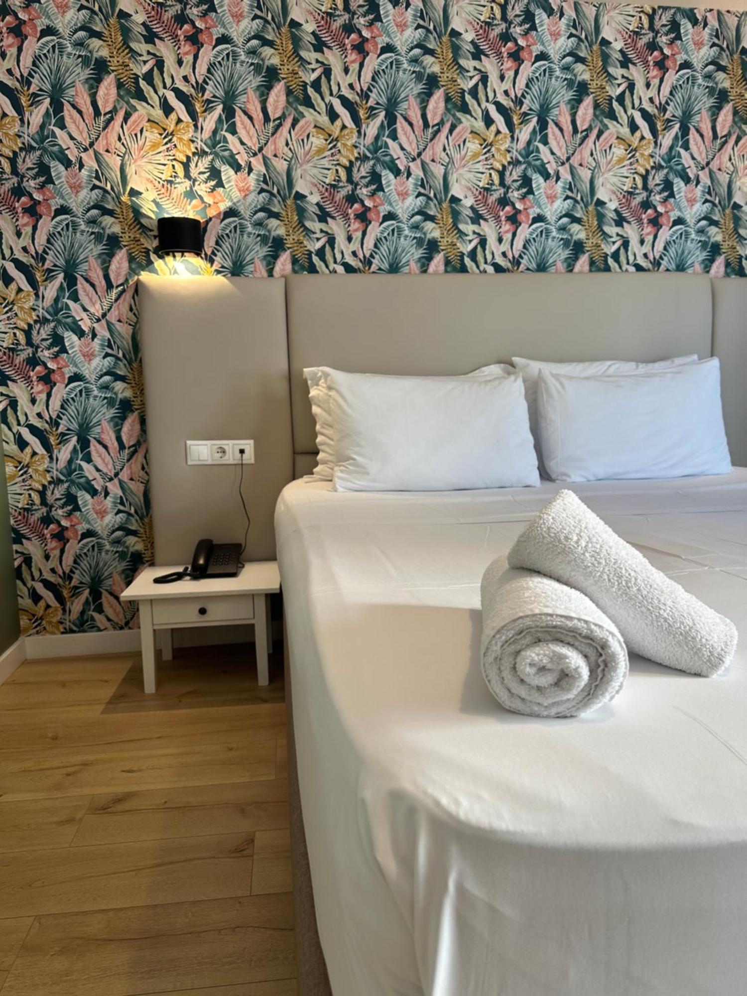 אתונה Hotel_Tier מראה חיצוני תמונה