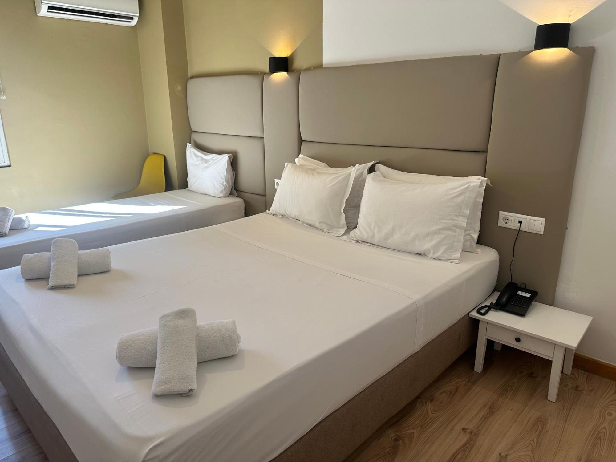 אתונה Hotel_Tier מראה חיצוני תמונה