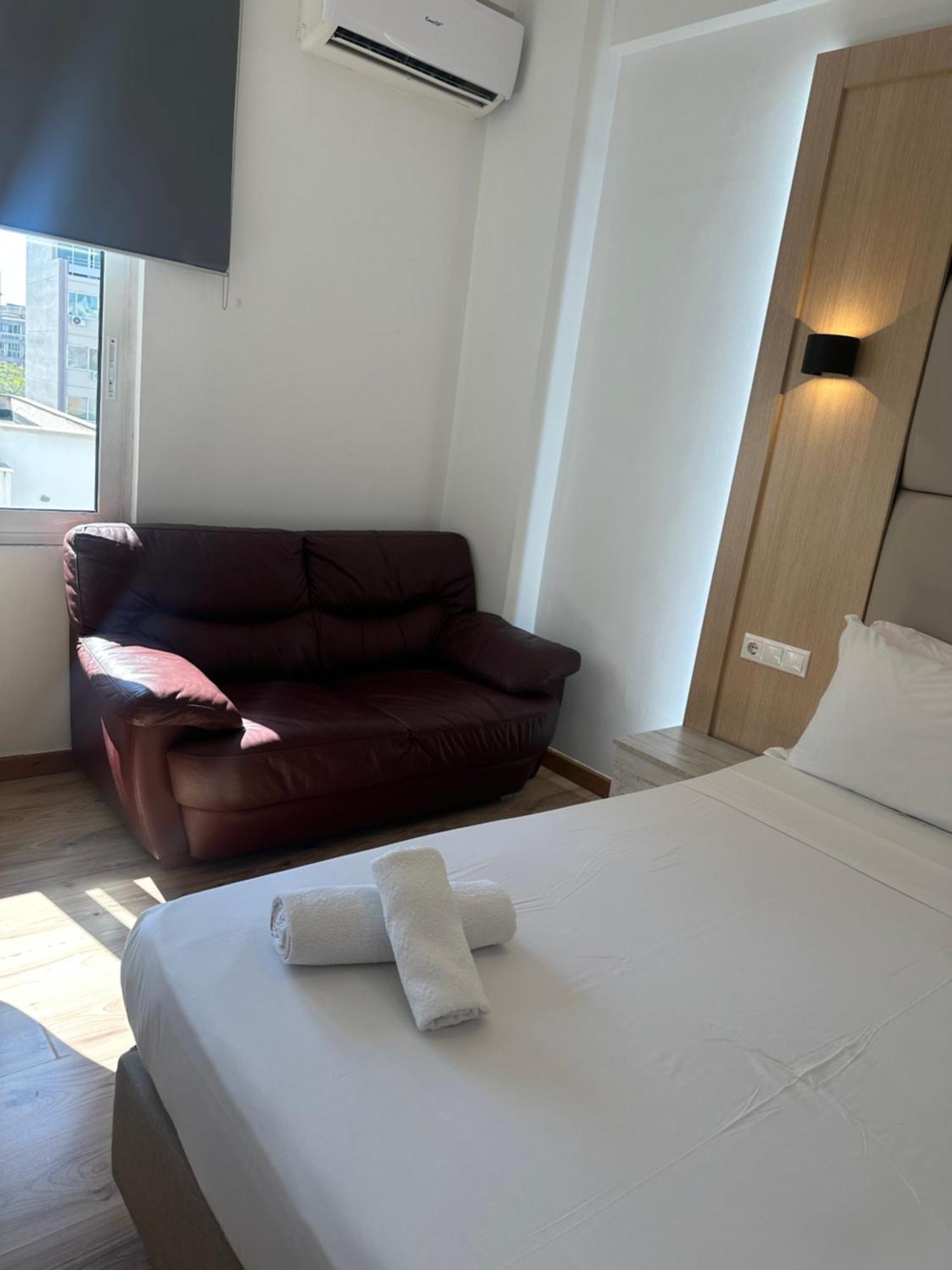 אתונה Hotel_Tier מראה חיצוני תמונה