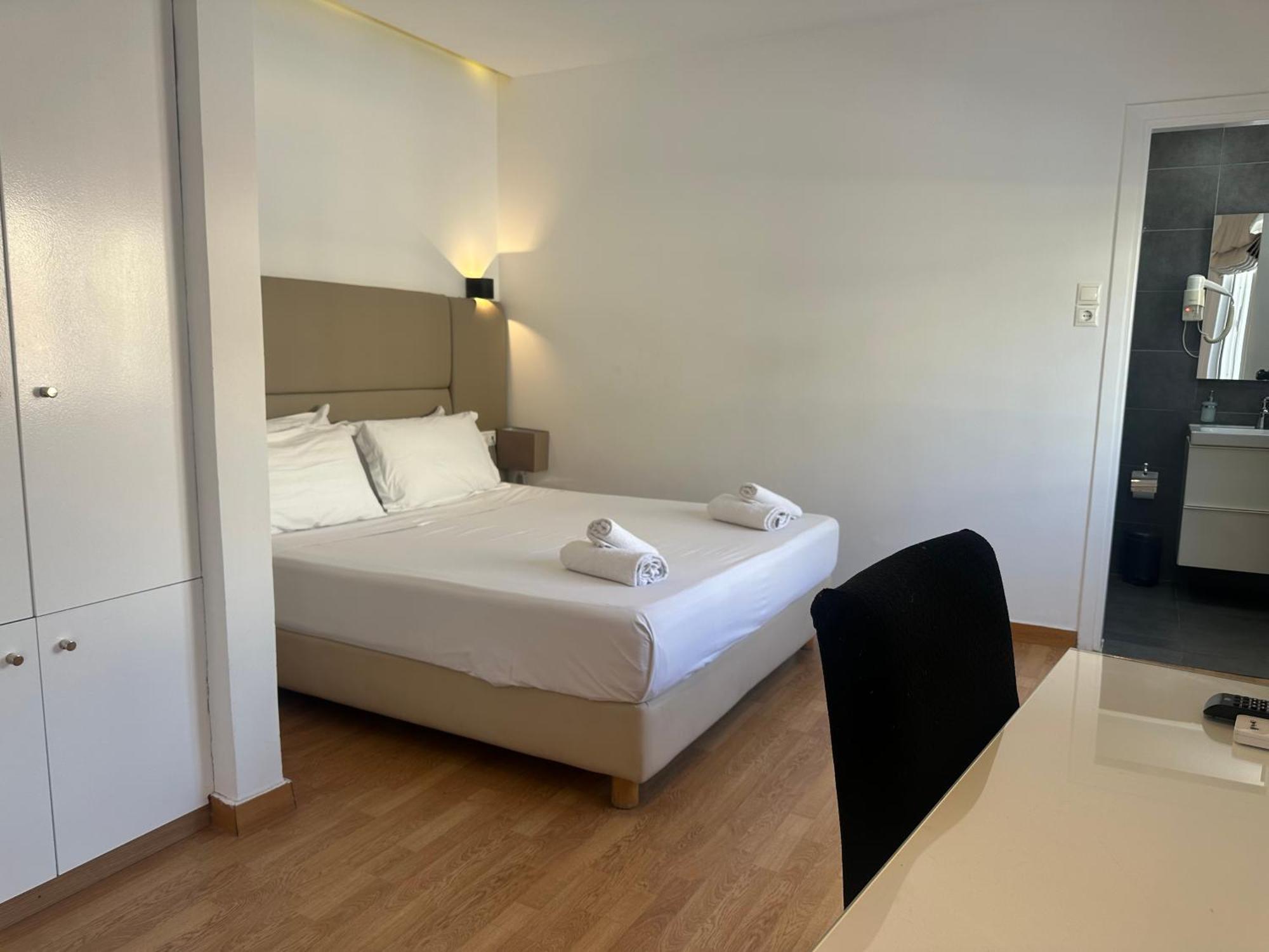 אתונה Hotel_Tier מראה חיצוני תמונה